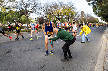 Más de 4.000 plazas de voluntarios para el Medio y Maratón Valencia